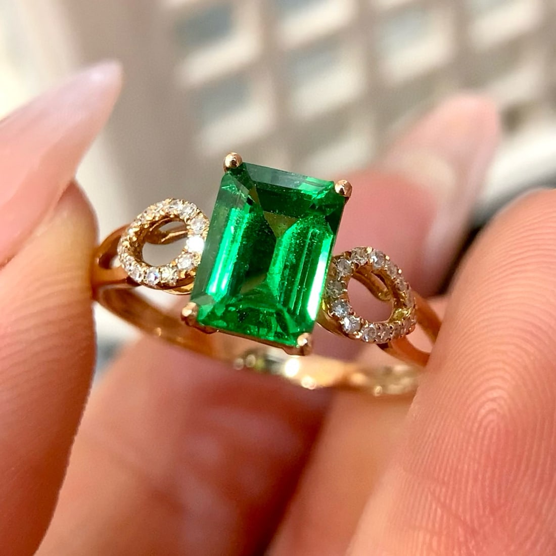 14k Gold 1.59 Ctw Vivid Green Natural Tsavorite & Diamond Ring - 3