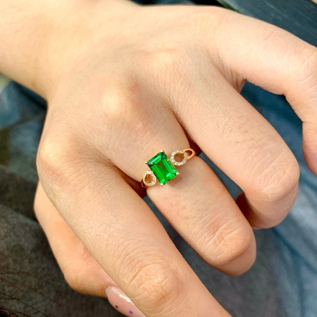 14k Gold 1.59 Ctw Vivid Green Natural Tsavorite & Diamond Ring - 5