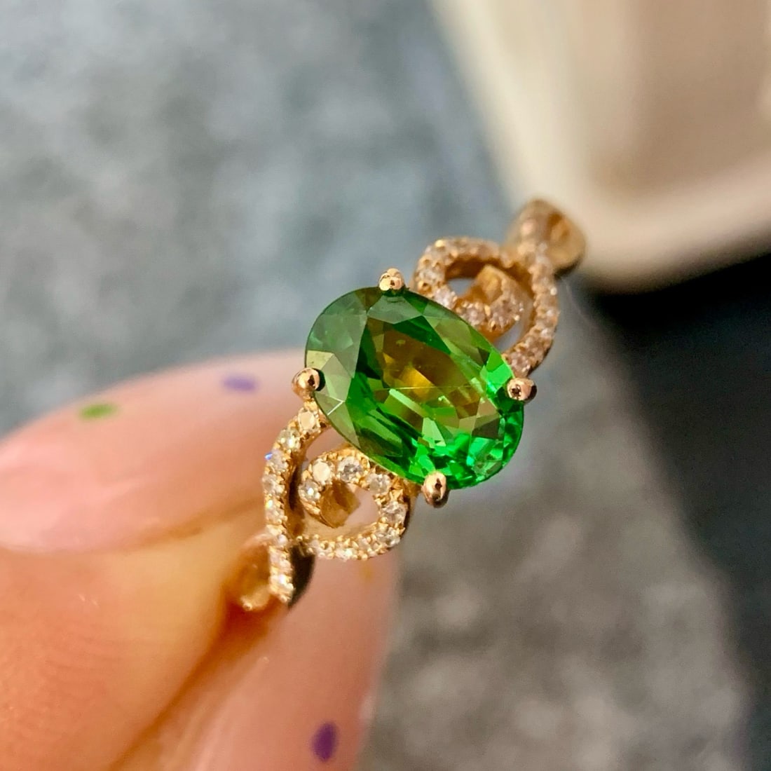 14k Gold 1.22 Ctw Vivid Green Natural Tsavorite & Diamond Ring - 4