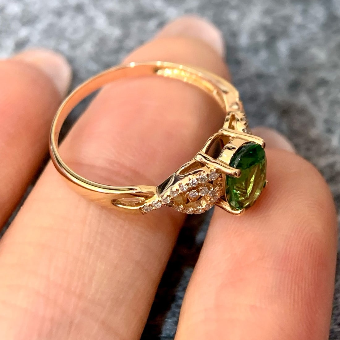14k Gold 1.22 Ctw Vivid Green Natural Tsavorite & Diamond Ring - 5