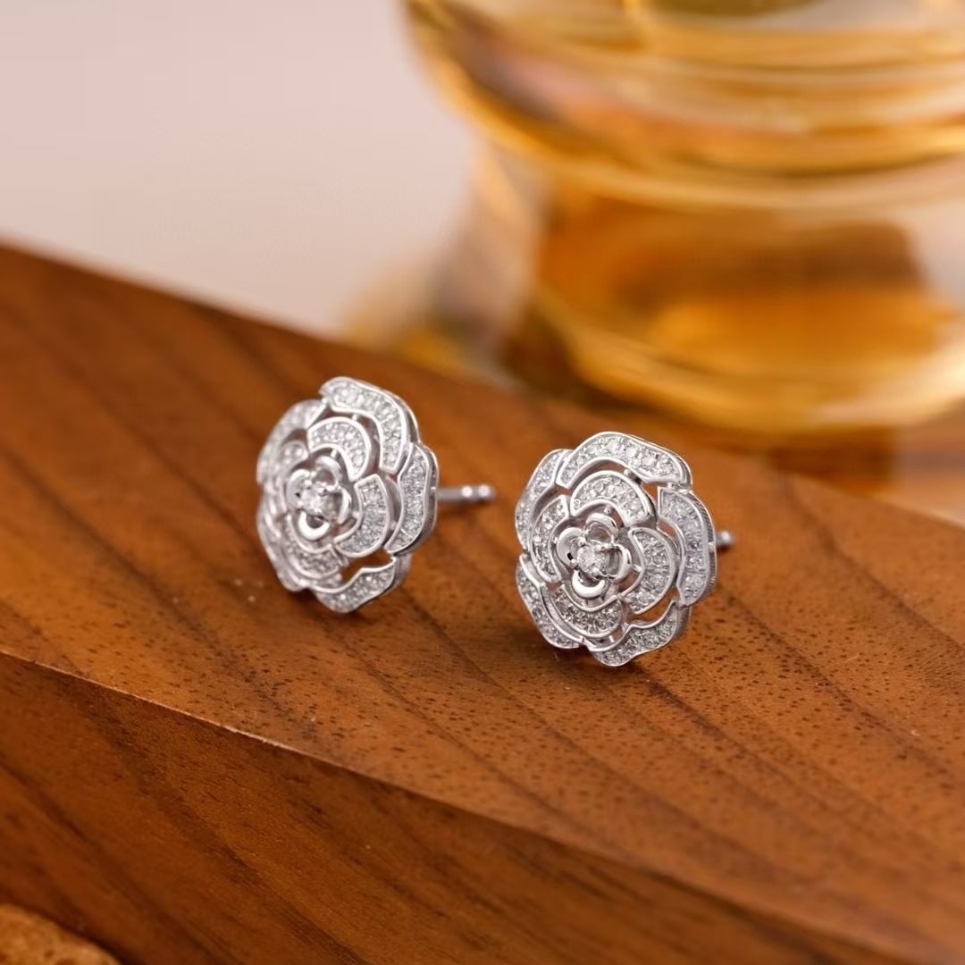 14k Gold 0.32 Ct Natural H Diamond Earrings - 4