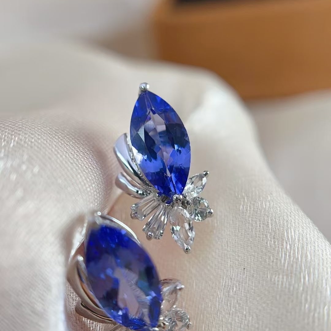 14k Gold 2.24 Ct Natural Tanzanite & Sapphire Earrings - 4