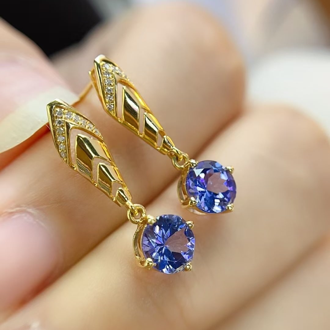14k Gold 1.80 Ct Natural Tanzanite & Diamond Earrings: Ref:231000182 // gold content:14k gold // main gemstone:tanzanite // shape:round // carat weight:1. 80ct // color:blue // treatment:natural // cut grade:g // // adjacent gemstone 2 : diamond //