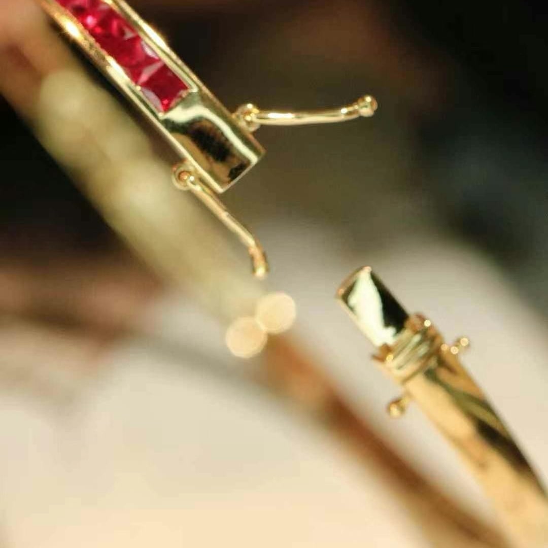 14k Gold 2.87 Ct Natural Ruby Bangle - 2