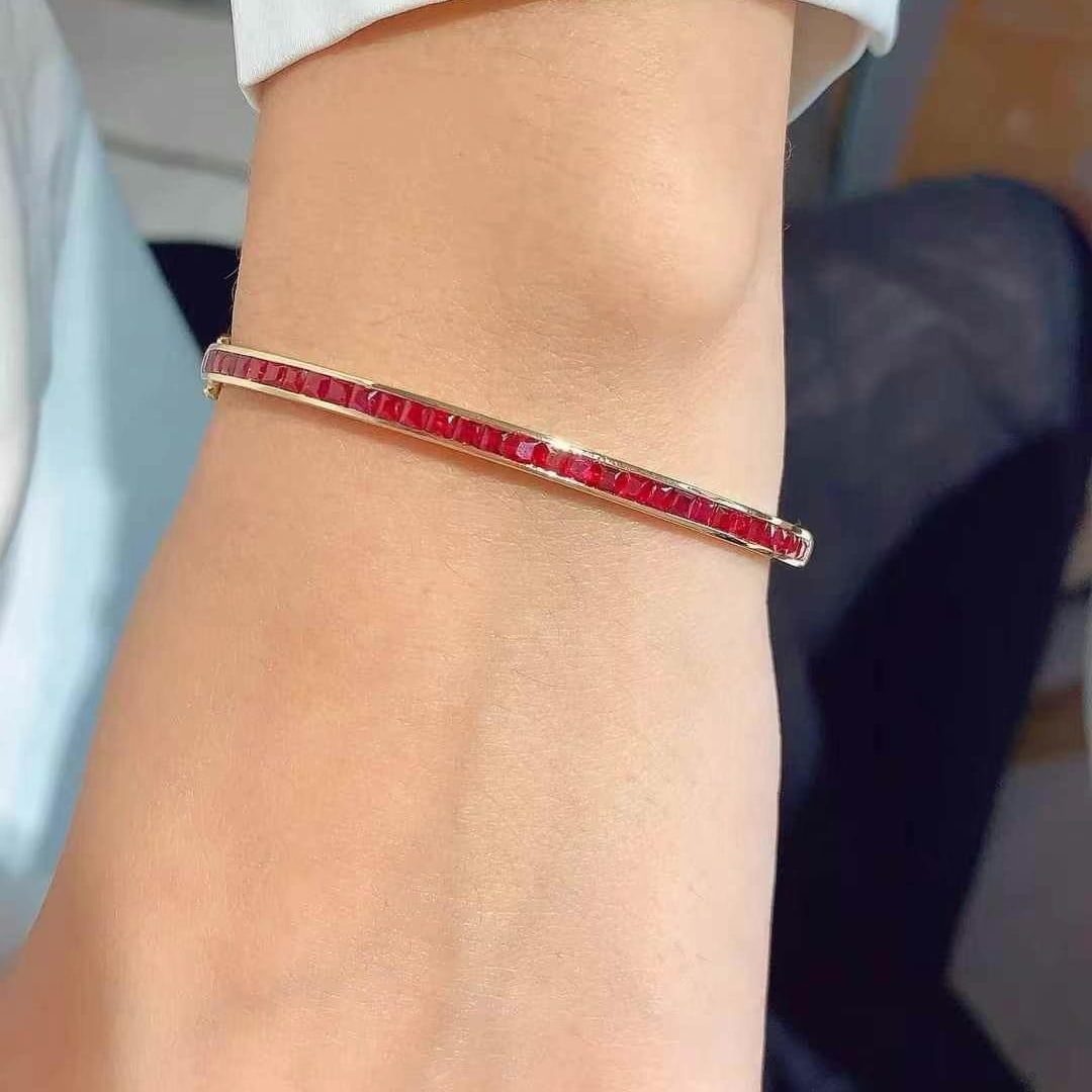 14k Gold 2.87 Ct Natural Ruby Bangle - 4