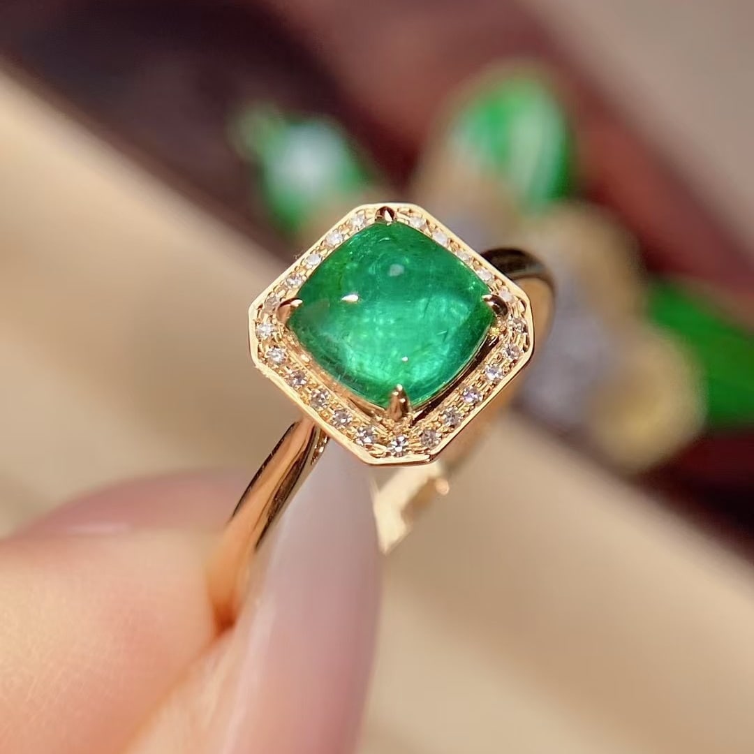 14k Gold 1.04 Ct Vivid Green Natural Emerald & Diamond Ring - 3