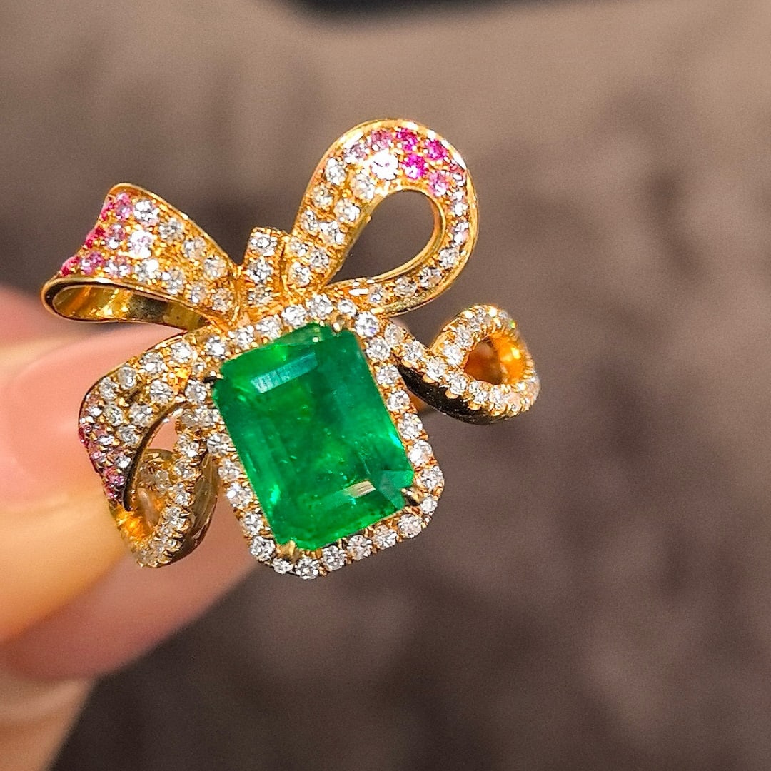 14k Gold 2.66 Ctw Vivid Green Natural Emerald & Diamond Ring - 2