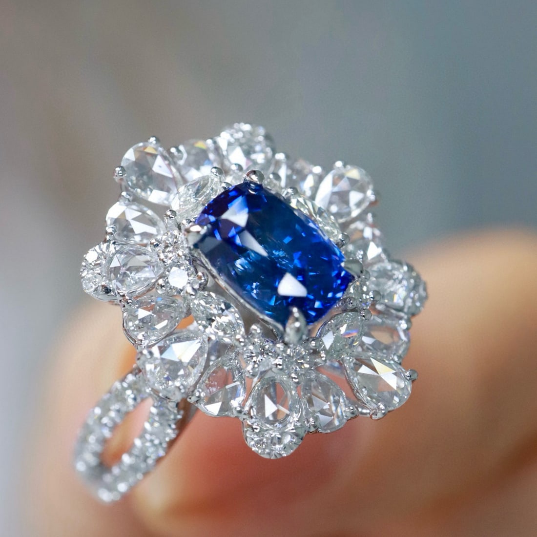 14k Gold 2.64 Ctw Natural Sapphire & Diamond Ring - 2