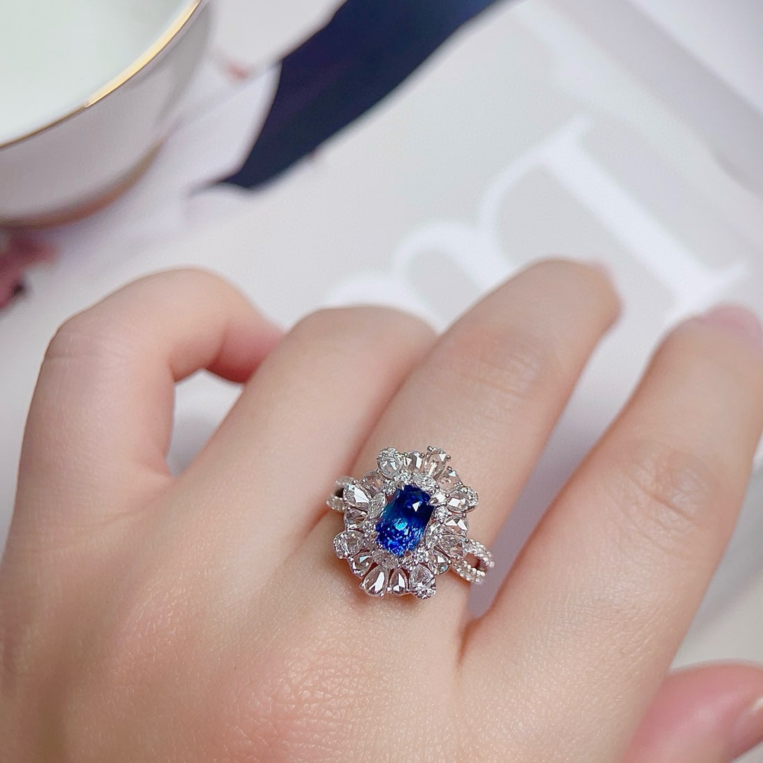 14k Gold 2.64 Ctw Natural Sapphire & Diamond Ring - 6