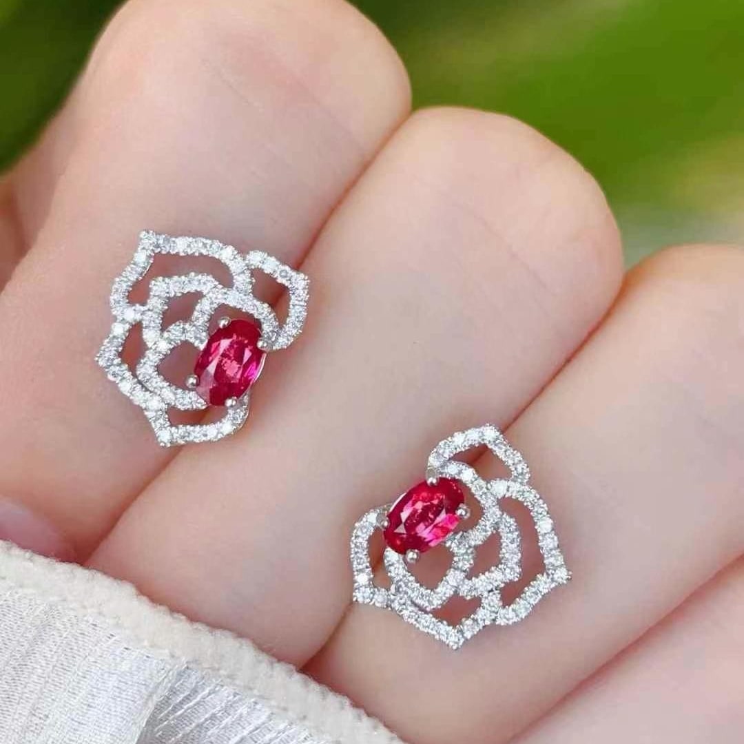 14k Gold 0.6 Ct Natural Ruby & Diamond Earrings - 3