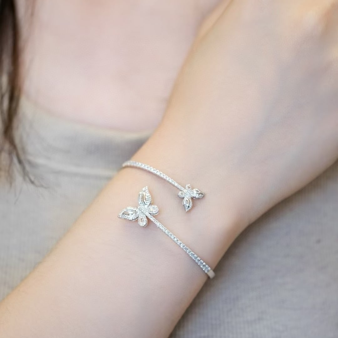 14k Gold 1.4 Ct Natural H Diamond Bangle - 3