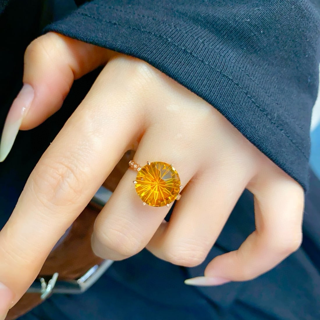 14k Gold 5.58 Ctw Natural Citrine & Diamond Ring - 2