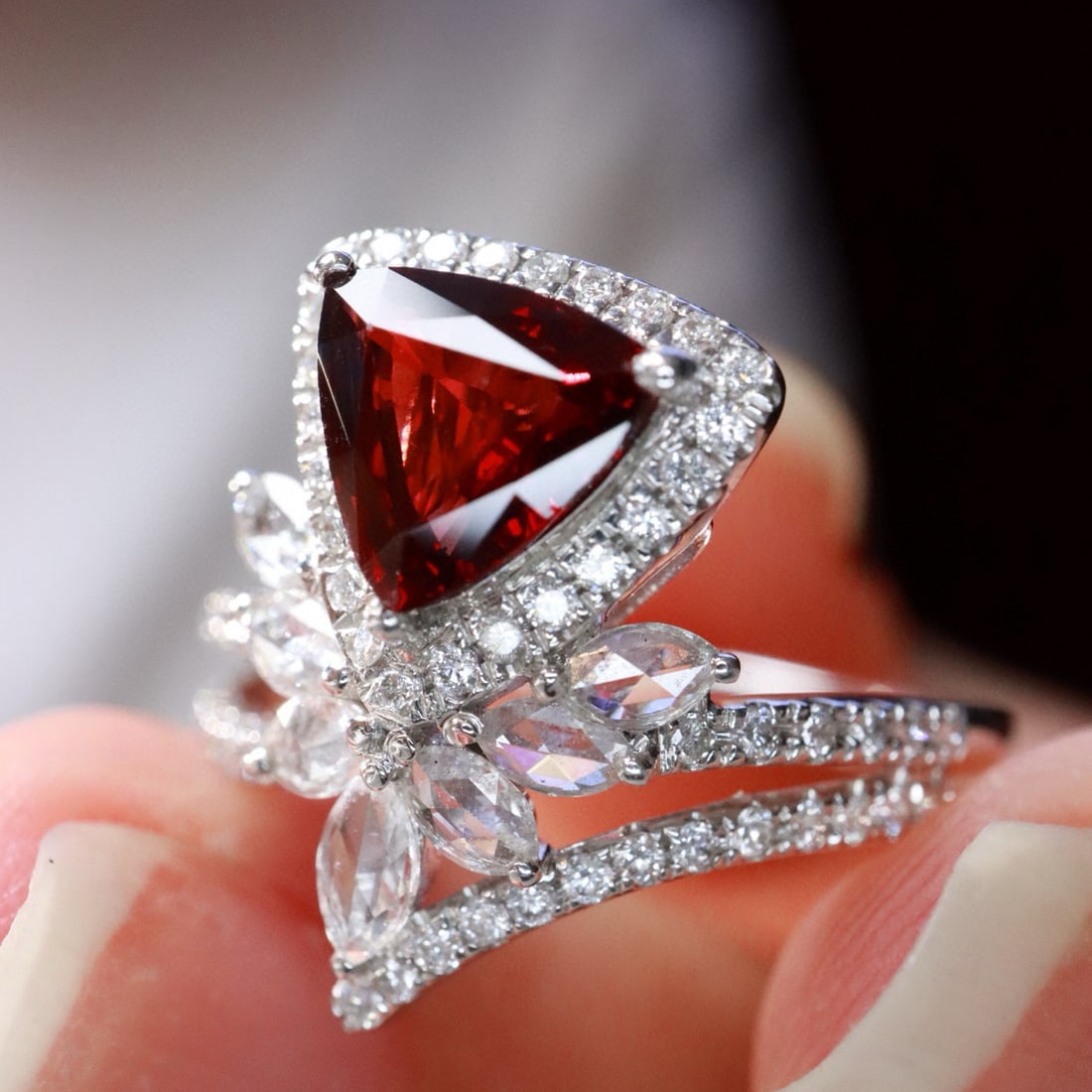 14k Gold 1.80 Ctw Natural Ruby & Diamond Ring - 2