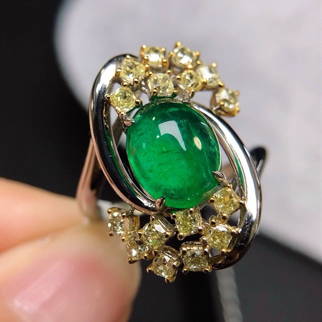 14k Gold 3.81 Ctw Vivid Green Natural Emerald & Yellow Diamond Ring - 2