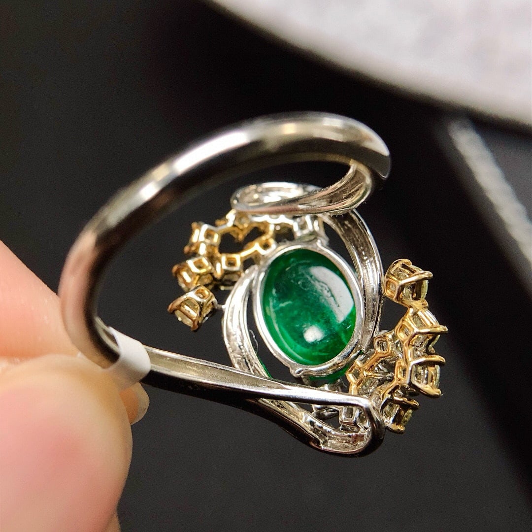 14k Gold 3.81 Ctw Vivid Green Natural Emerald & Yellow Diamond Ring - 5