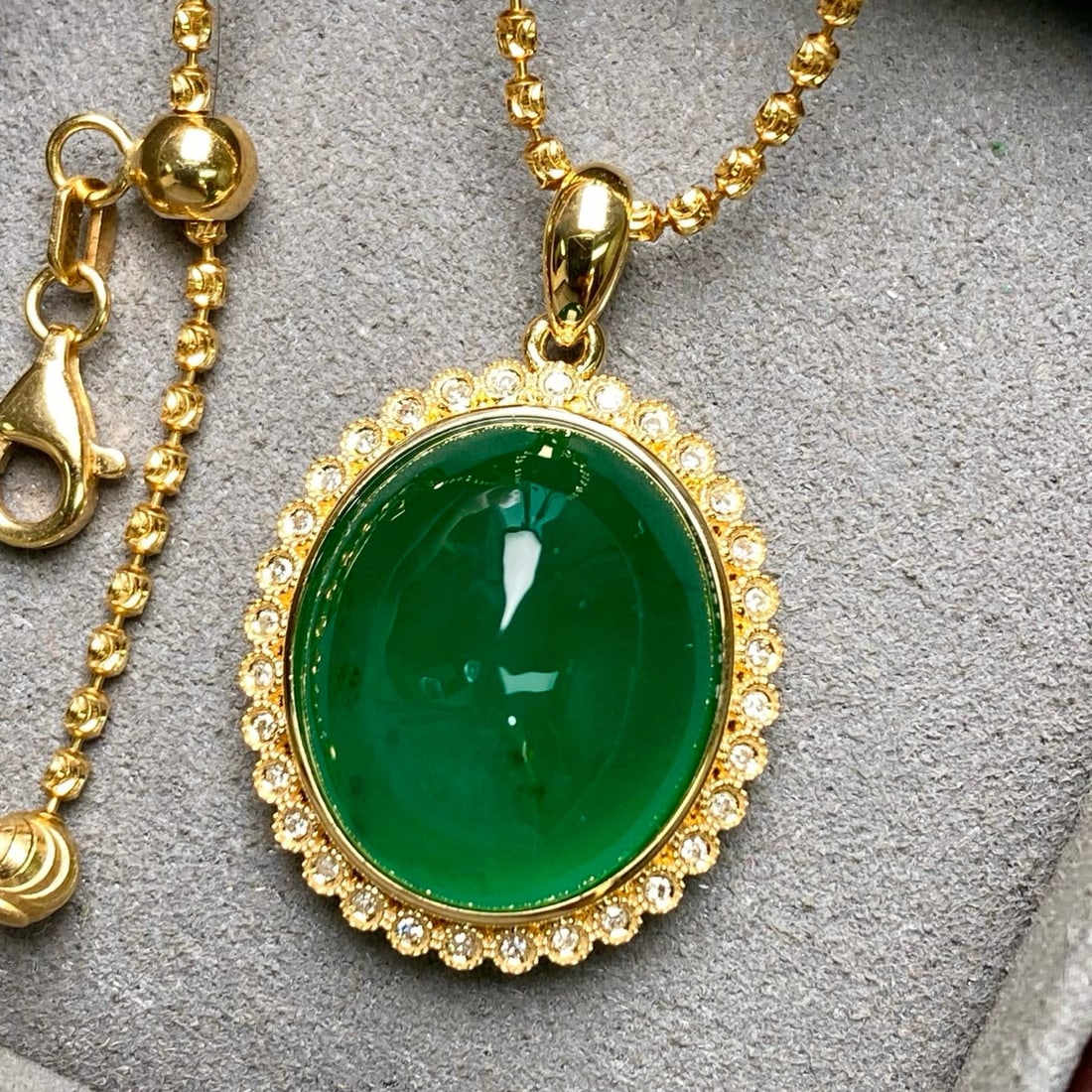 14k Gold 17.72 Ctw Vivid Green Natural Emerald & Diamond Pendant( Without Chain ) - 6