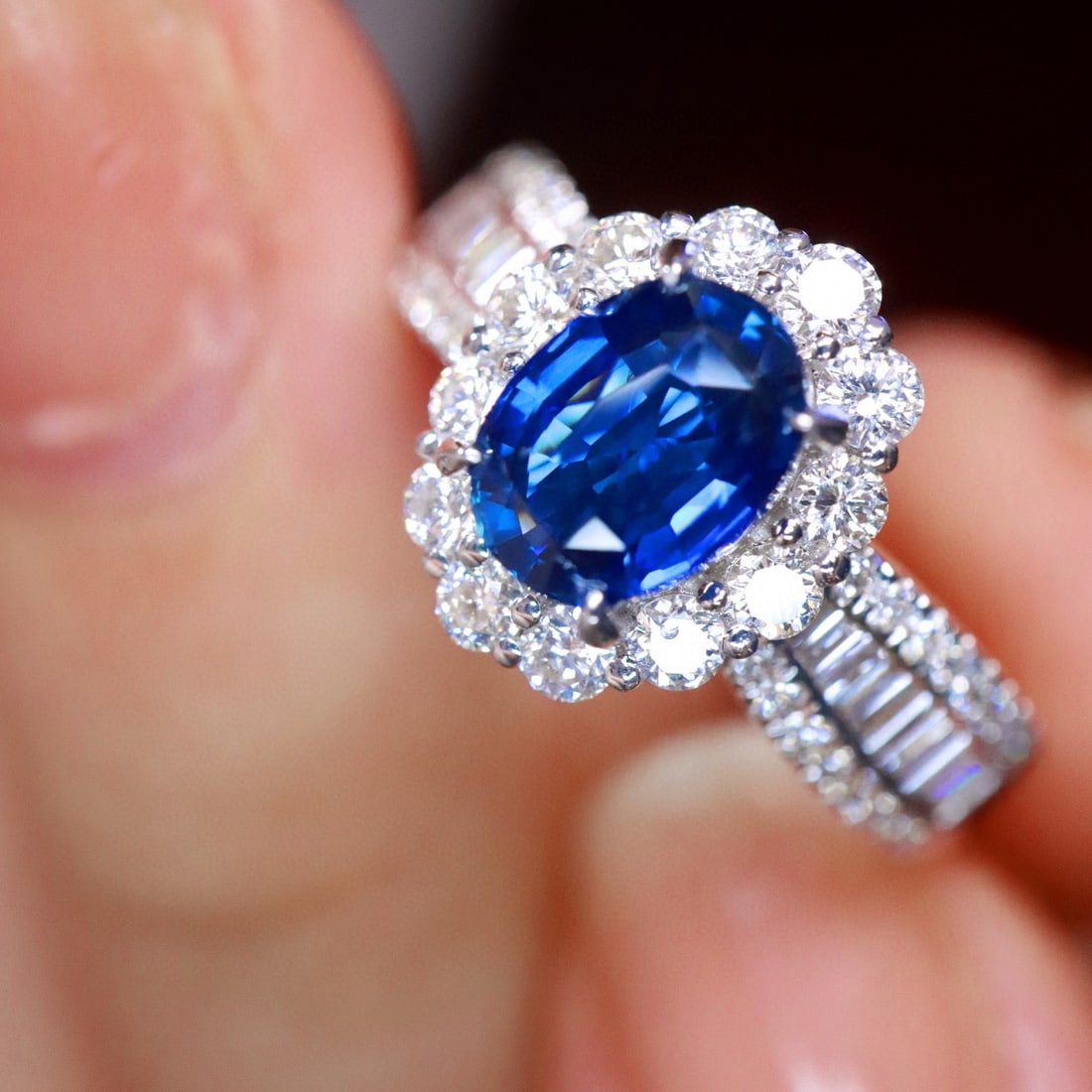 14k Gold 1.73 Ctw Natural Sapphire & Diamond Ring - 4