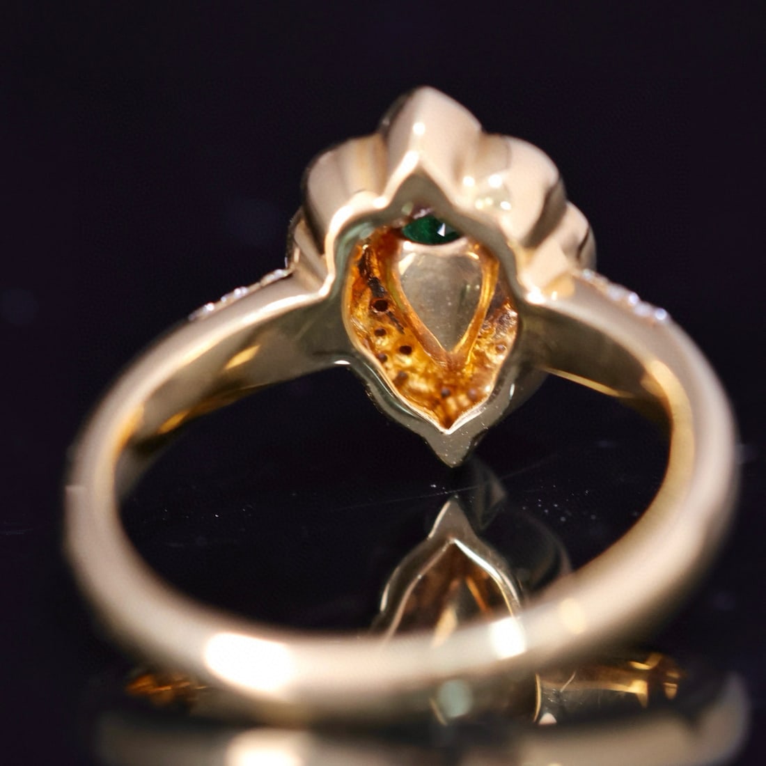 14k Gold 0.83 Ctw Vivid Green Natural Emerald & Diamond Ring - 5