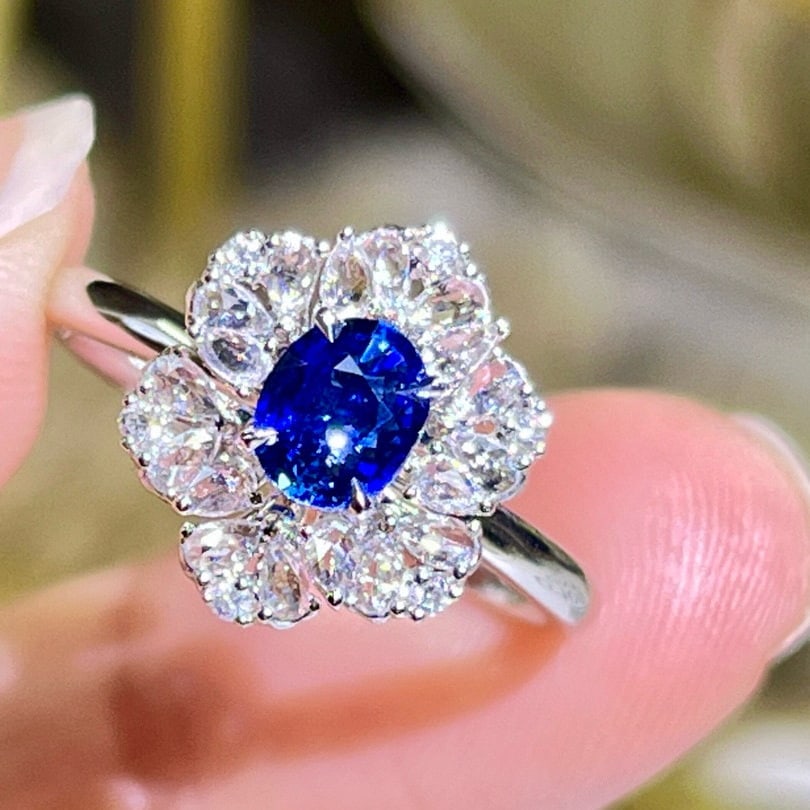 14k Gold 0.84 Ctw Natural Sapphire & Diamond Ring - 2