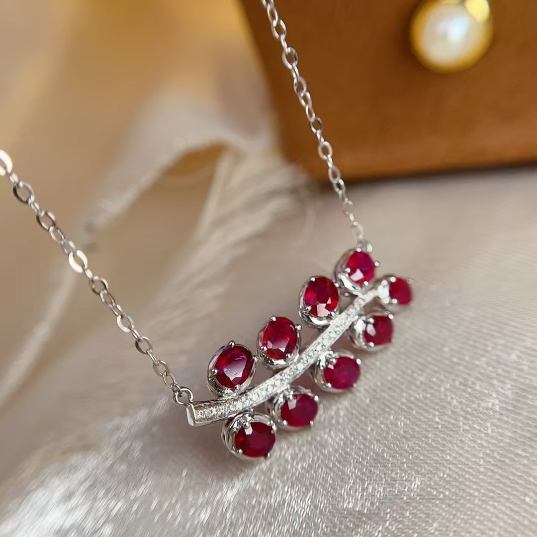 14k Gold 2.00 Ct Vivid Red Natural Ruby & Diamond Necklace - 2