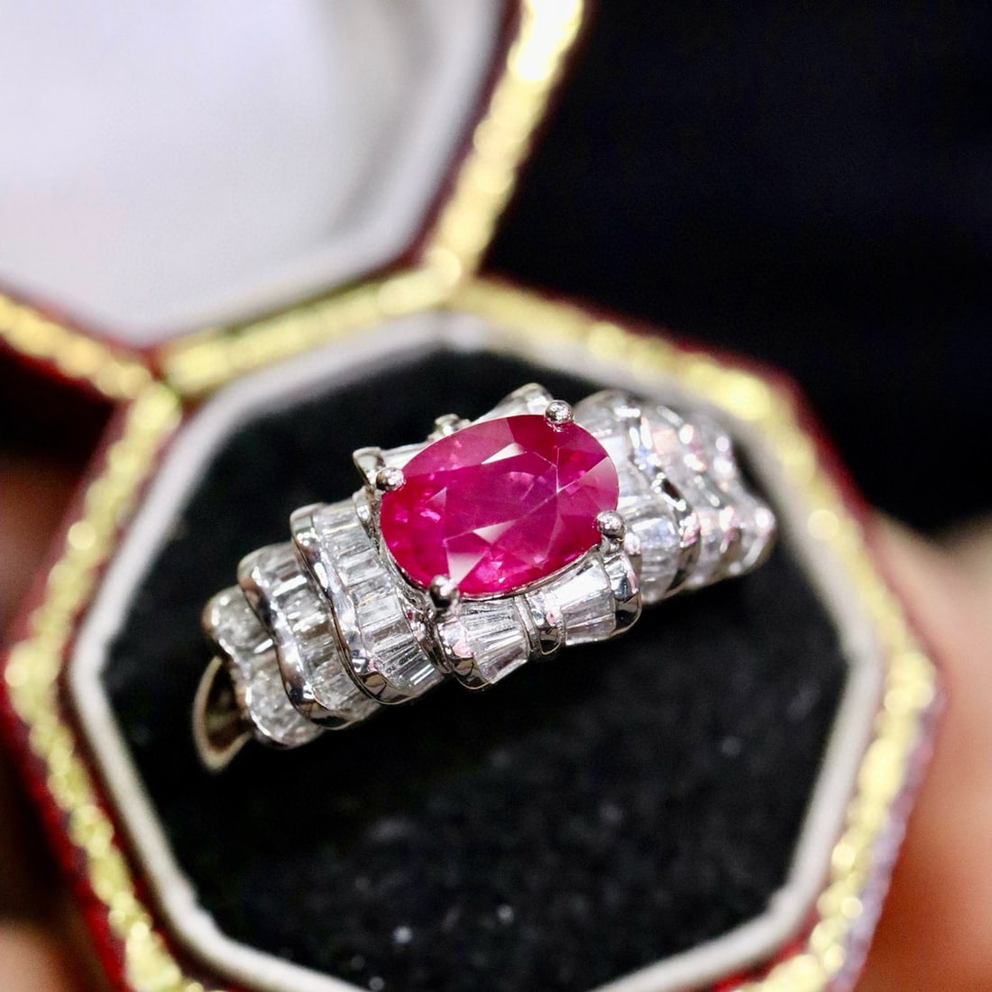 14k Gold 1.54 Ctw Natural Ruby & Diamond Ring - 6