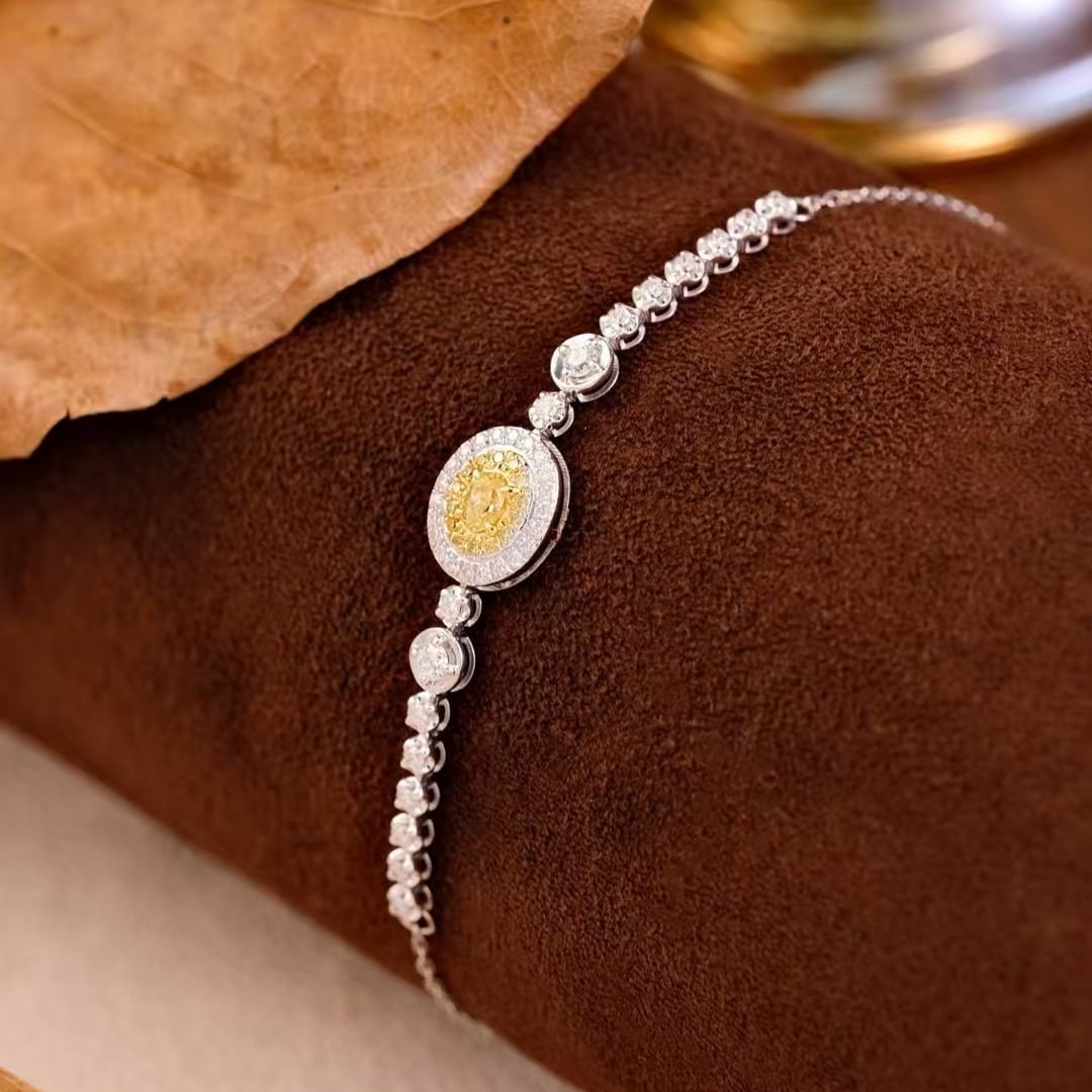14k Gold 0.60 Ctw Natural Yellow Diamond & Diamond Bracelet - 4