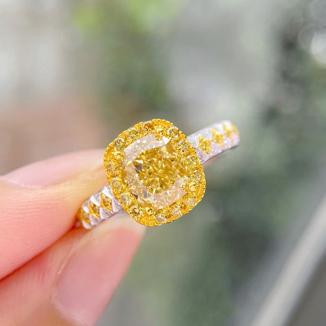 Gia Certified 14k Gold 2.37 Ctw Natural Yellow Diamond & Diamond Ring: Ref:231000412 // gold content:14k gold // ring size:7. 25us // // main gemstone:yellow diamond // certified:gia // shape:cushion // carat weight:2. 01ct // clarity grade:vs1 // color:yellow //