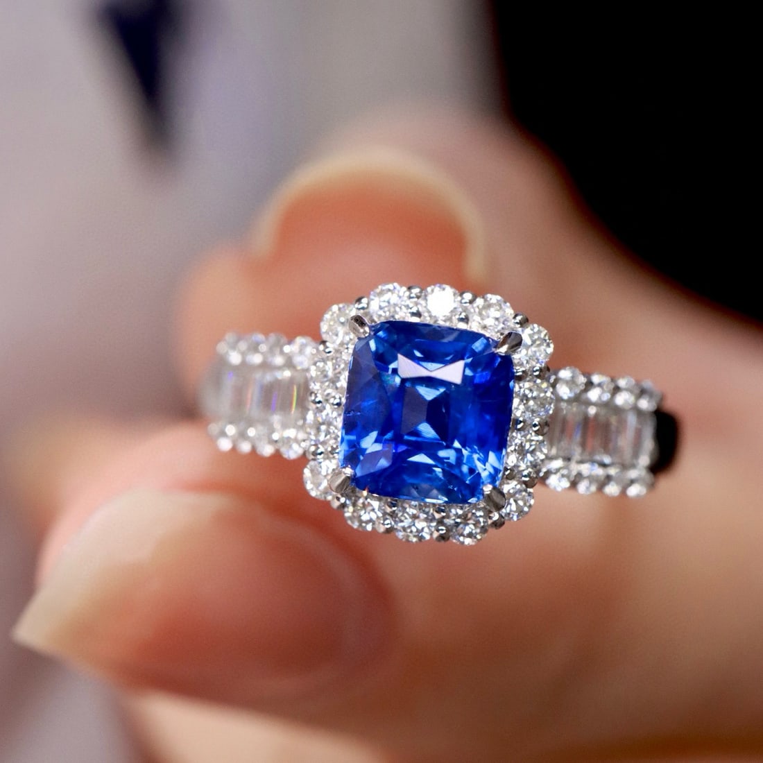 14k Gold 1.72 Ctw Natural Sapphire & Diamond Ring - 3