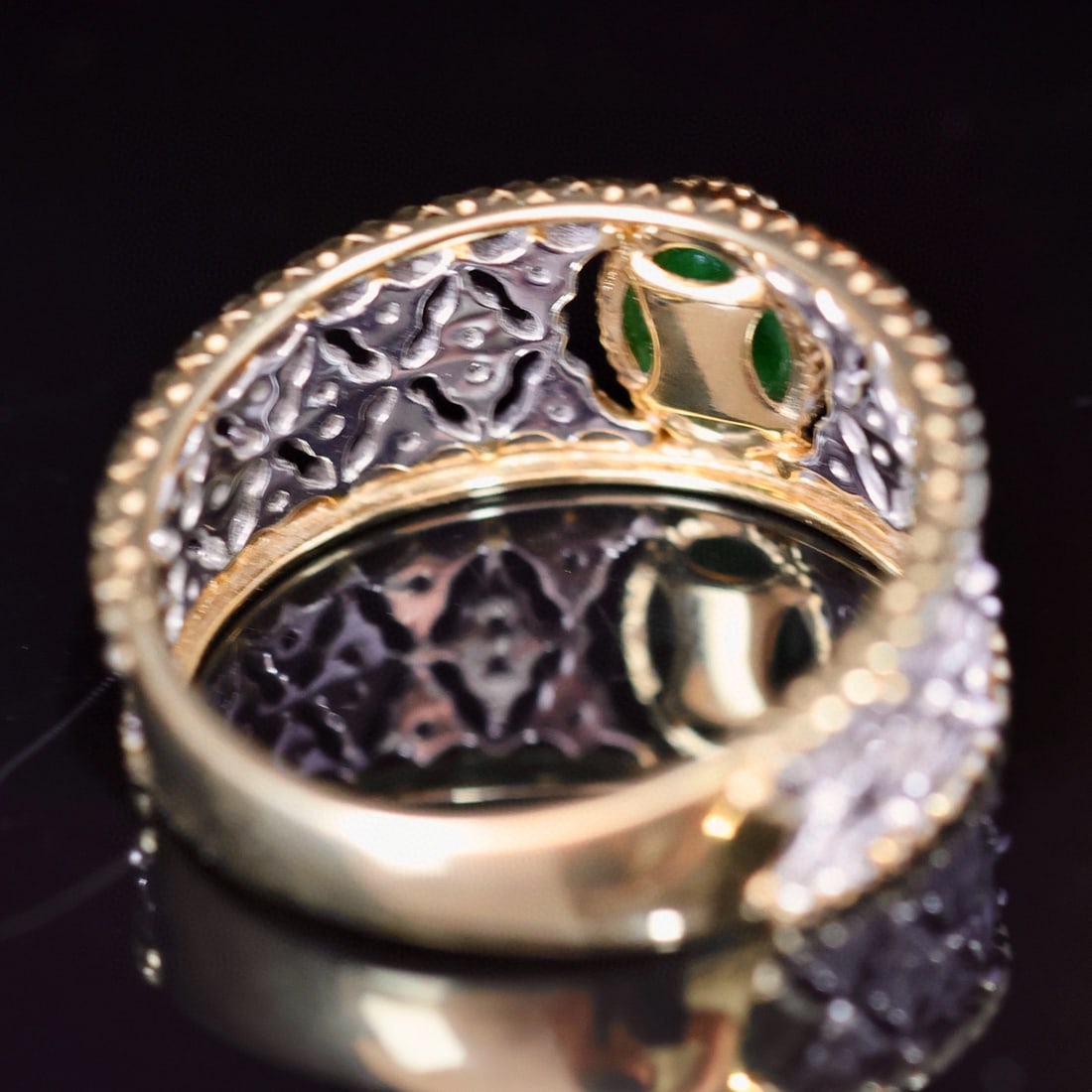 14k Gold 0.62 Ctw Vivid Green Natural Emerald & Diamond Ring - 3