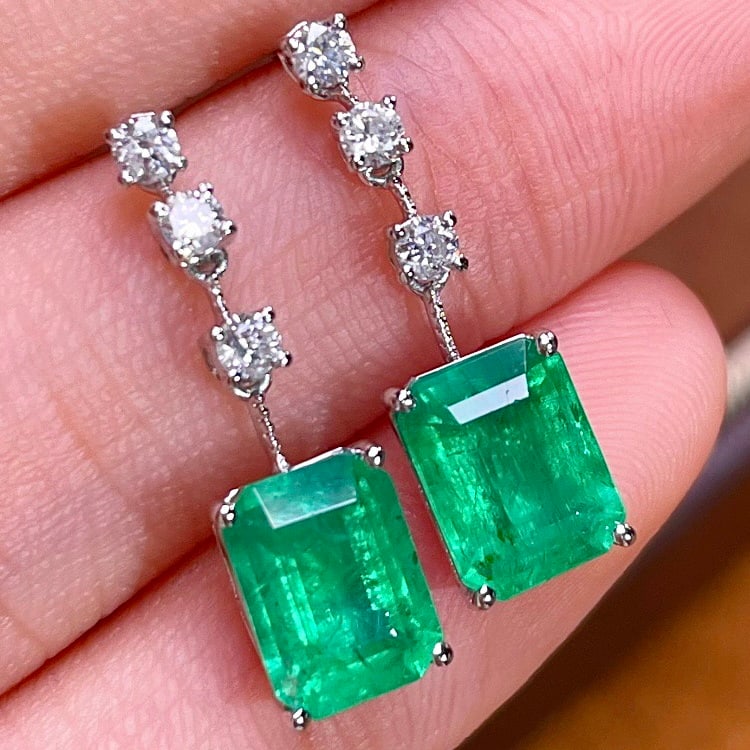 14k Gold 2.58 Ct Vivid Green Natural Emerald & Diamond Earrings - 2