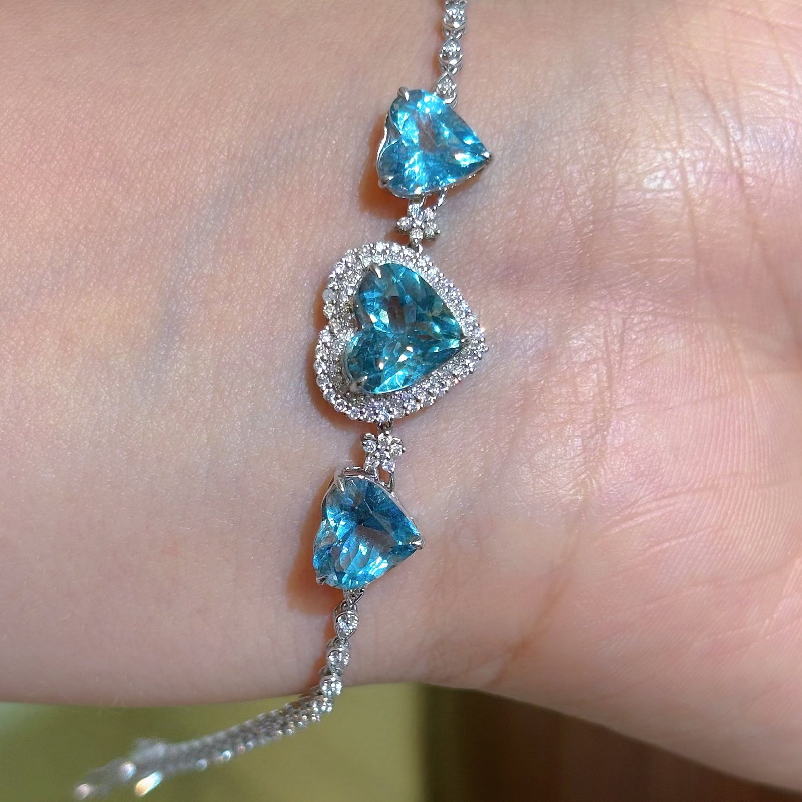 14k Gold 5.01 Ct Natural Aquamarine & Diamond Bracelet - 2