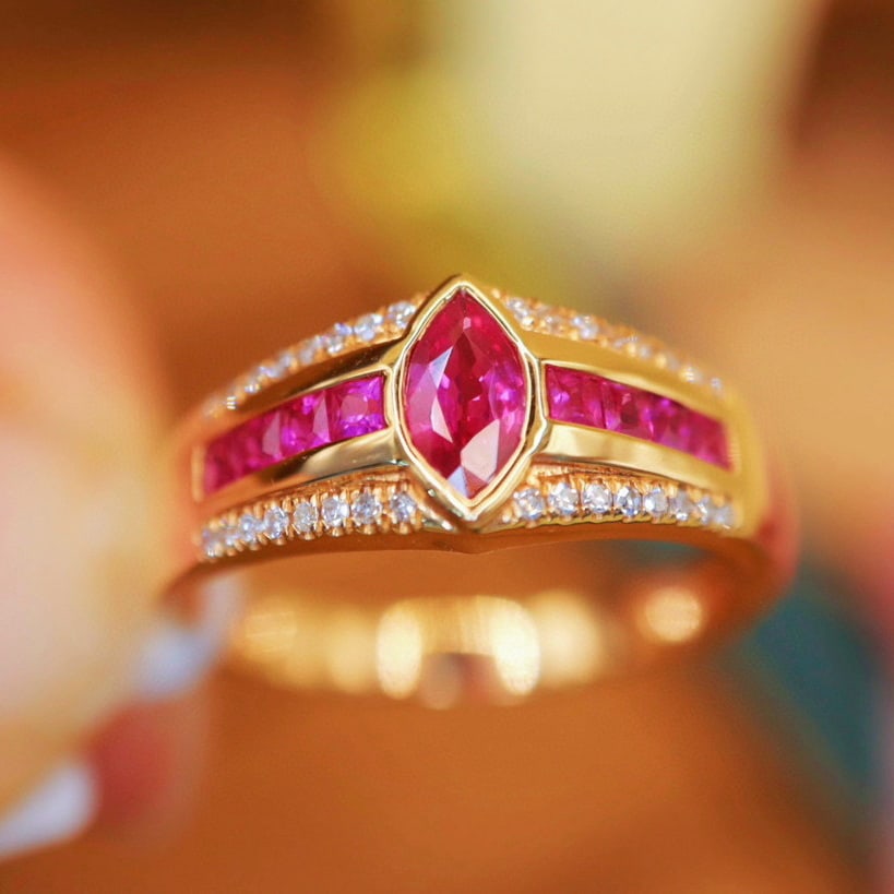 14k Gold 0.65 Ctw Natural Ruby & Diamond Ring - 4