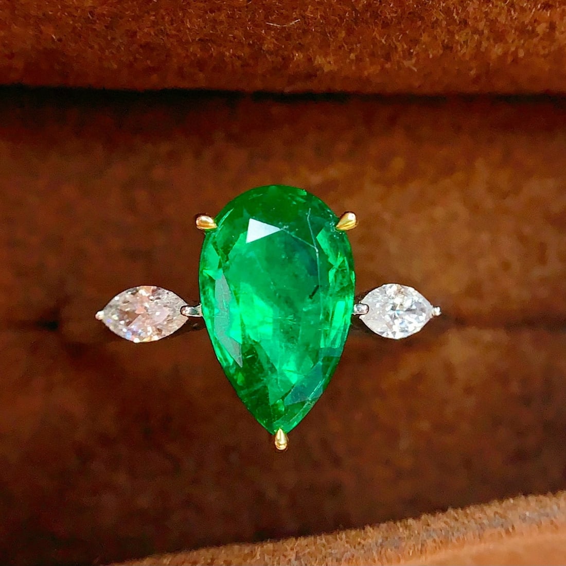 14k Gold 2.78 Ct Natural Emerald & Diamond Ring - 2