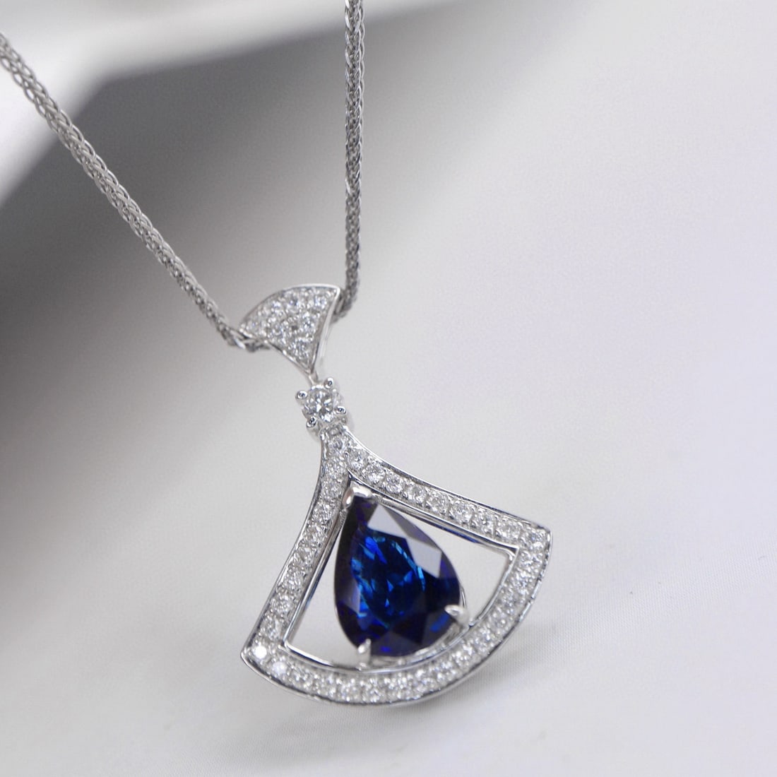 14k Gold 1.43 Ctw Natural Sapphire & Diamond Pendant( Without Chain ) - 3