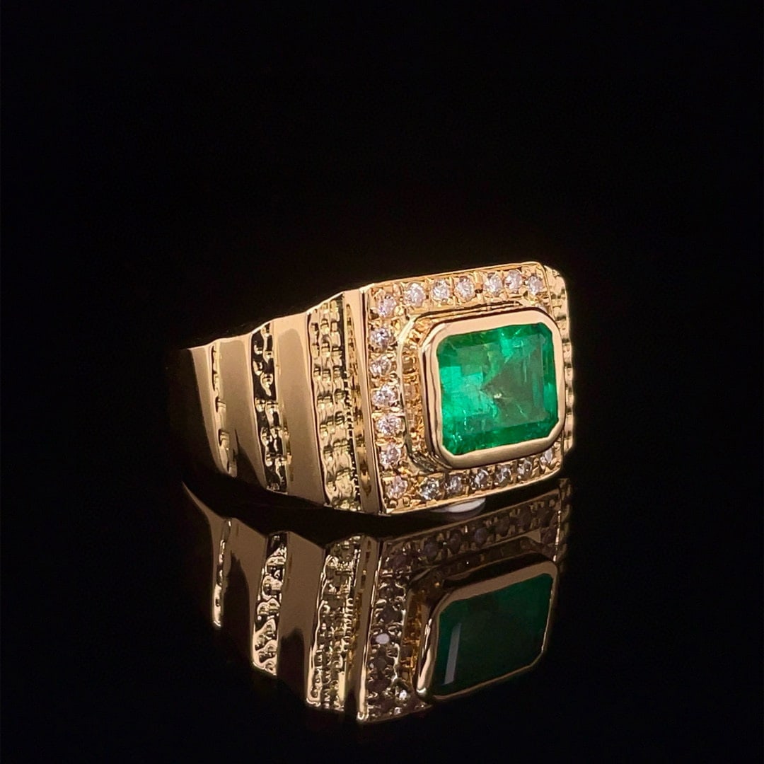 14k Gold 1.72 Ctw Natural Emerald & Diamond Ring - 2