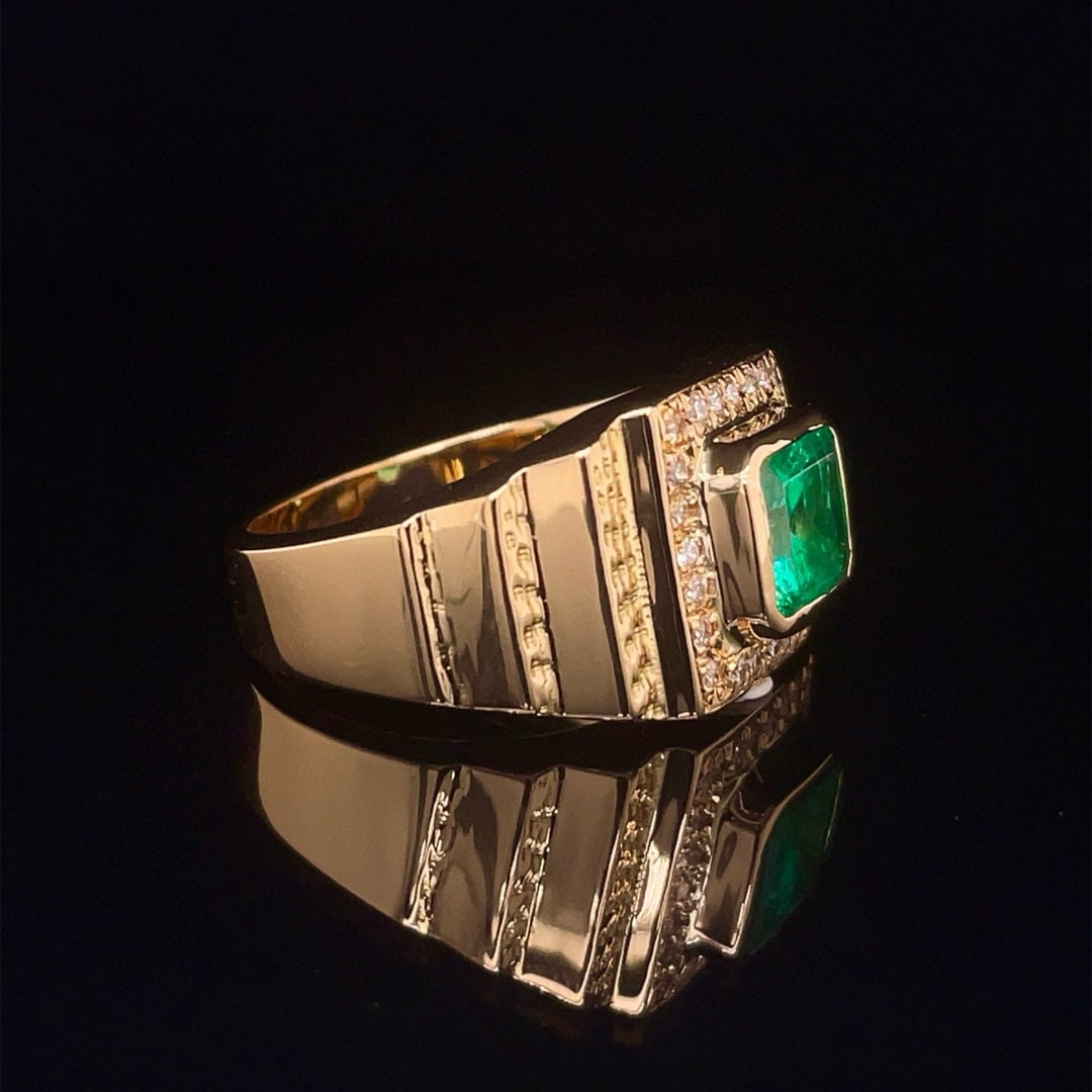 14k Gold 1.72 Ctw Natural Emerald & Diamond Ring - 3