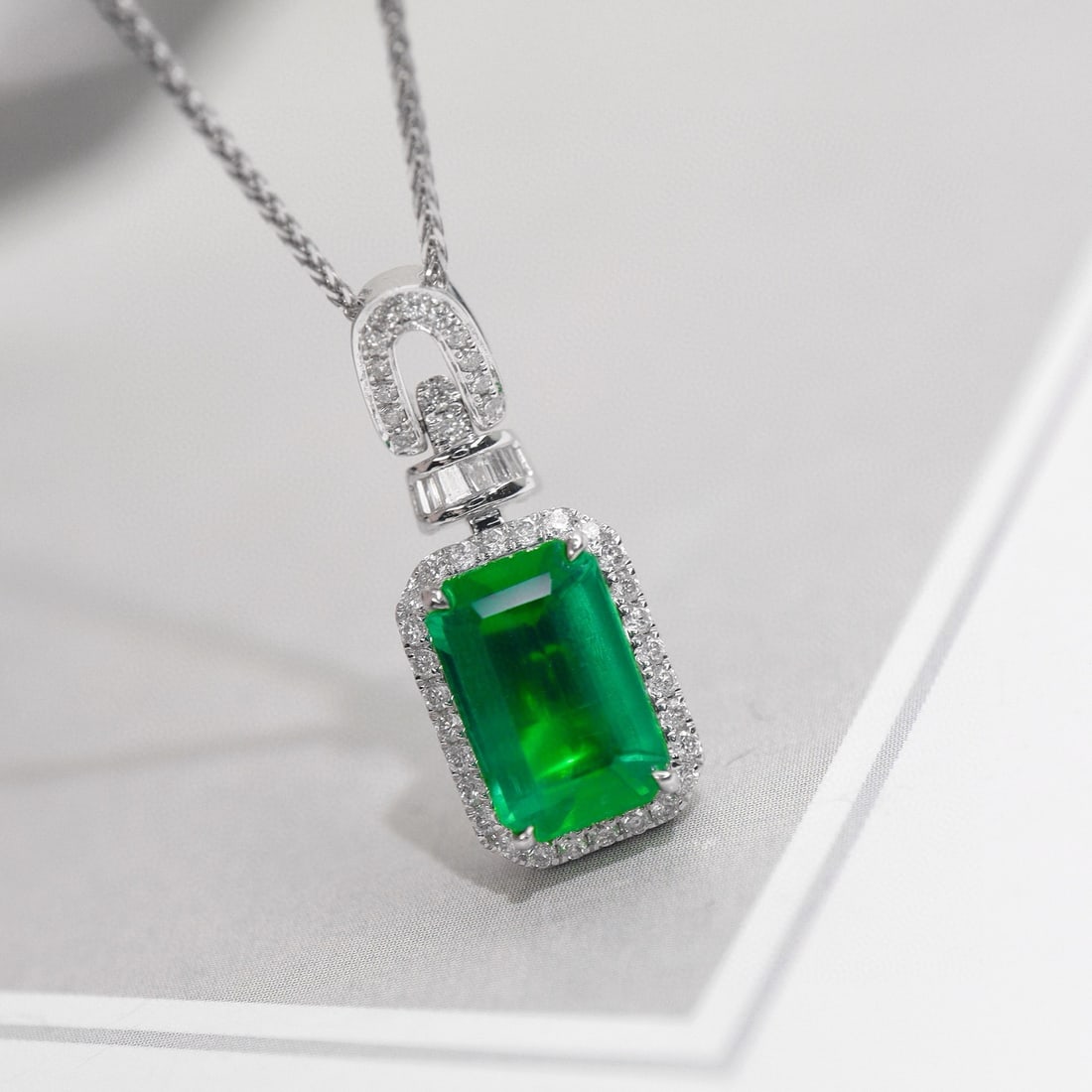 14k Gold 1.72 Ctw Natural Emerald & Diamond Pendant( Without Chain ) - 2