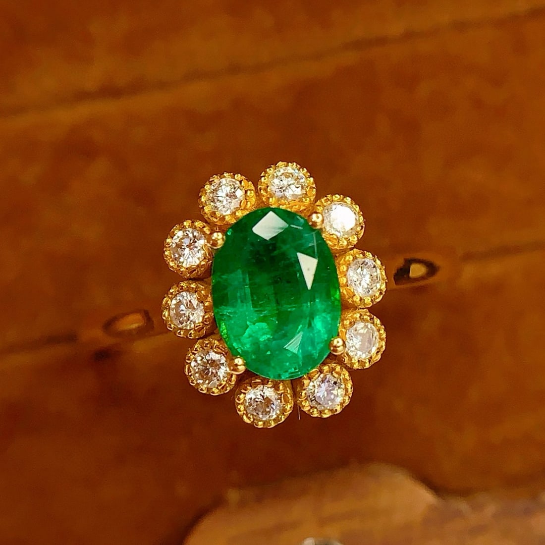 14k Gold 1.30 Ct Natural Emerald & Diamond Ring - 2