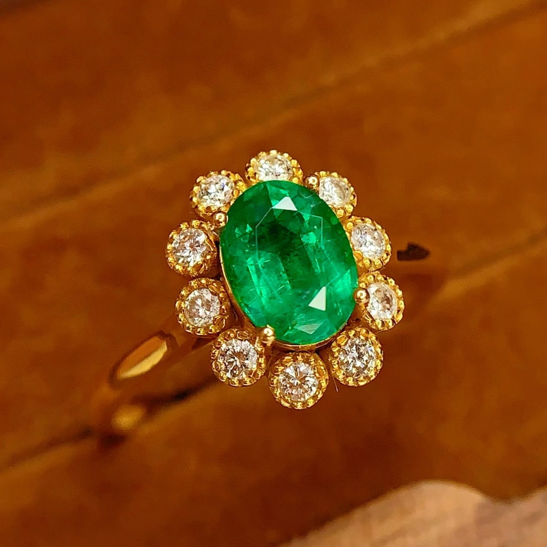 14k Gold 1.30 Ct Natural Emerald & Diamond Ring - 3