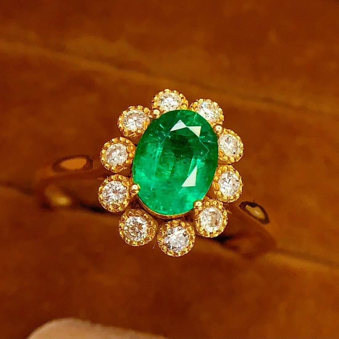 14k Gold 1.30 Ct Natural Emerald & Diamond Ring - 6