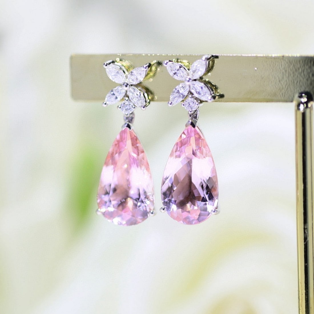 14k Gold 8.82 Ctw Natural Morganite & Diamond Earrings: Ref:231001171 // gold content:14k gold // main gemstone:morganite // shape:pear // carat weight:8. 13ct // color:pink // treatment:natural // // adjacent gemstone 2 : diamond // shape:marquise //