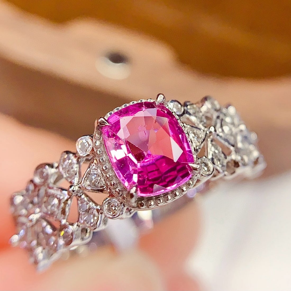 14k Gold 1.01 Ct Natural Sapphire & Diamond Ring: Ref:231001197 // gold content:14k gold // ring size:7. 25us // // main gemstone:sapphire // shape:cushion // carat weight:1. 01ct // color:pink // treatment:natural // // adjacent gemstone 2 :