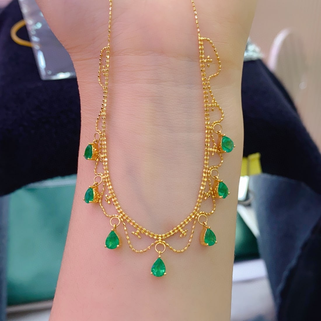 14k Gold 3.28 Ct Natural Emerald Necklace - 2