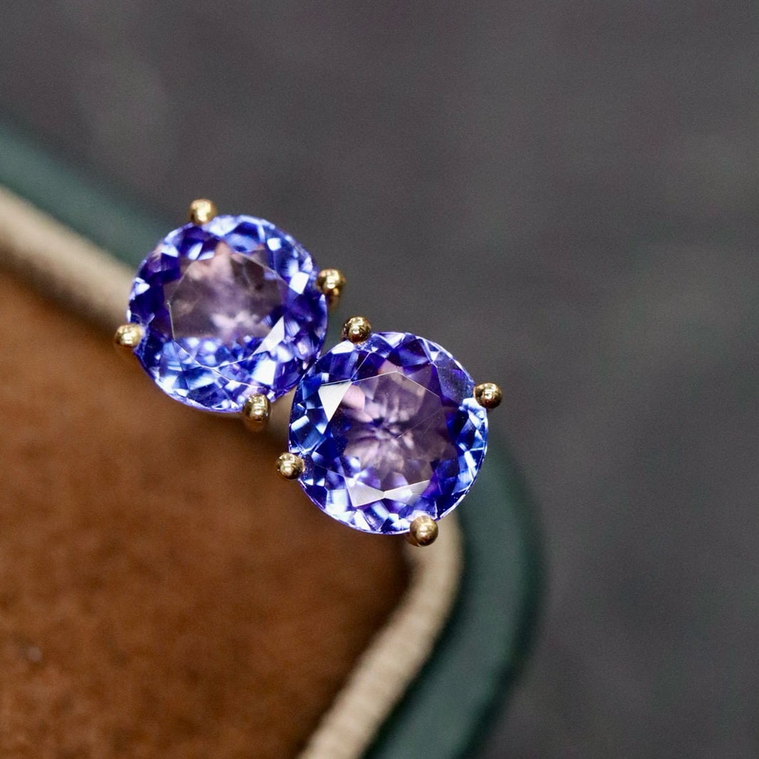 14k Gold 1.5 Ct Natural Tanzanite Earrings - 3