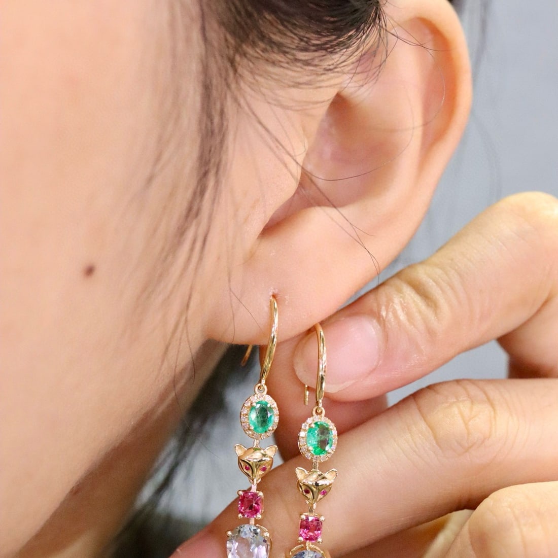14k Gold 2.73 Ctw Natural Aquamarine & Spinel Earrings - 4