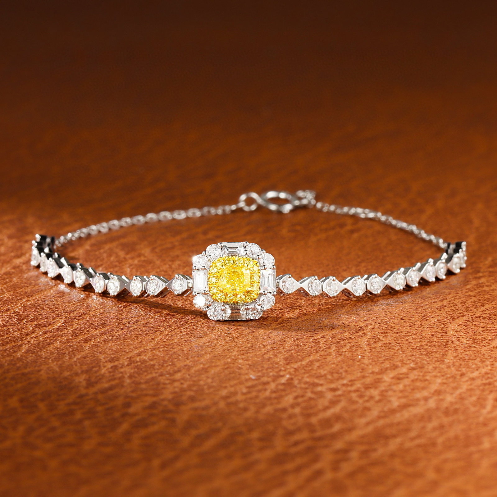 14k Gold 1.2 Ctw Natural Yellow Diamond & Diamond Bracelet: Ref:231001219 // gold content:14k gold // main gemstone:yellow diamond // shape:cushion // carat weight:0. 2ct // color:yellow // treatment:natural // // adjacent gemstone 2 : diamond //