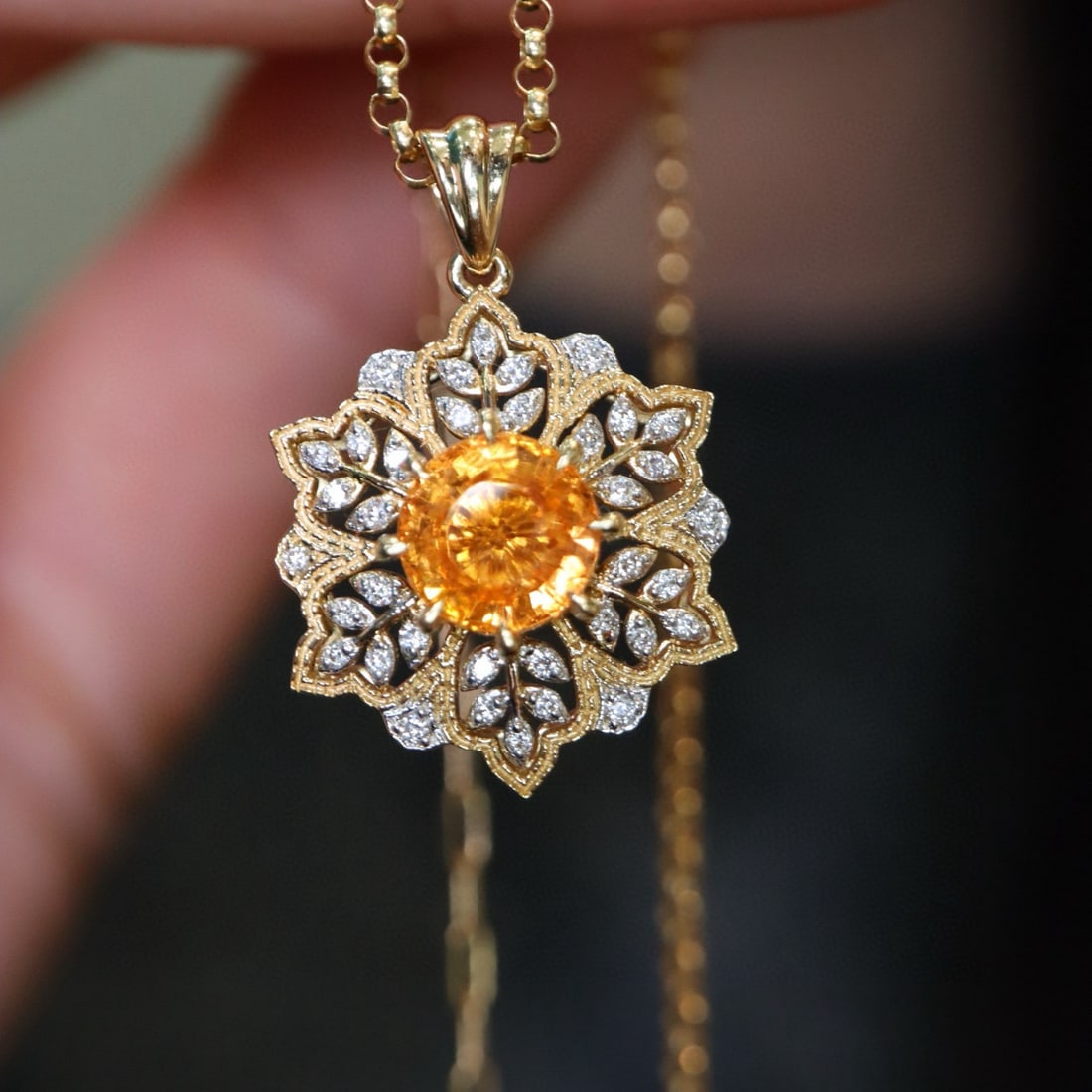 14k Gold 1.37 Ct Natural Spessartine & Diamond Pendant( Without Chain ): Ref:231002007 // gold content:14k gold // main gemstone:spessartine // shape:round // carat weight:1. 37ct // color:orange // treatment:natural // cut grade:g // // adjacent gemstone 2 : diamond //