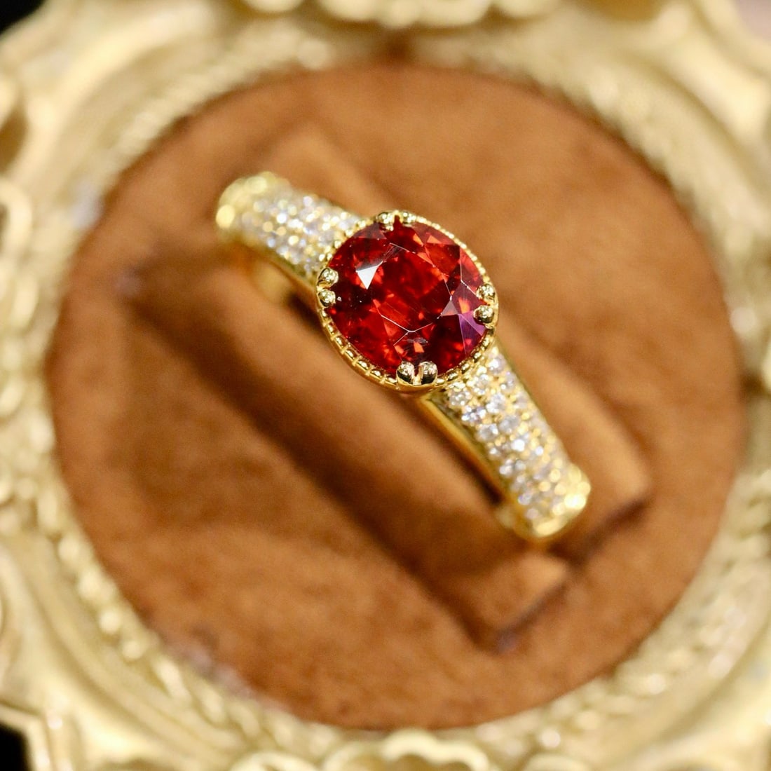 14k Gold 1.59 Ctw Natural Spessartine & Diamond Ring: Ref:231002012 // gold content:14k gold // ring size:7. 25us // // main gemstone:spessartine // shape:oval // carat weight:1. 4ct // color:orange // treatment:natural // // adjacent gemstone 2 :