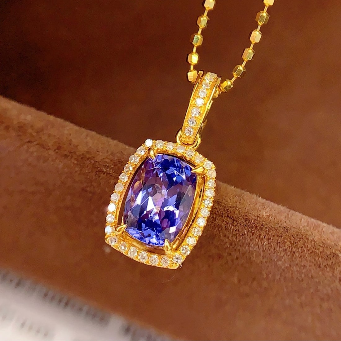 14k Gold 1.5 Ct Natural Tanzanite & Diamond Pendant( Without Chain ) - 5