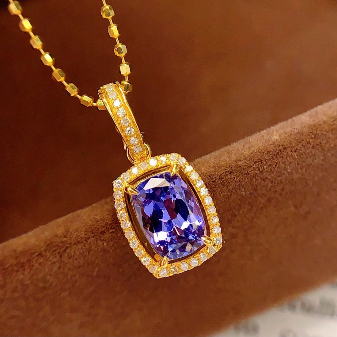 14k Gold 1.5 Ct Natural Tanzanite & Diamond Pendant( Without Chain ) - 6